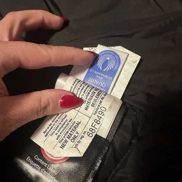 Canada Goose Black Arctic Program Vest - Picture 8 of 8